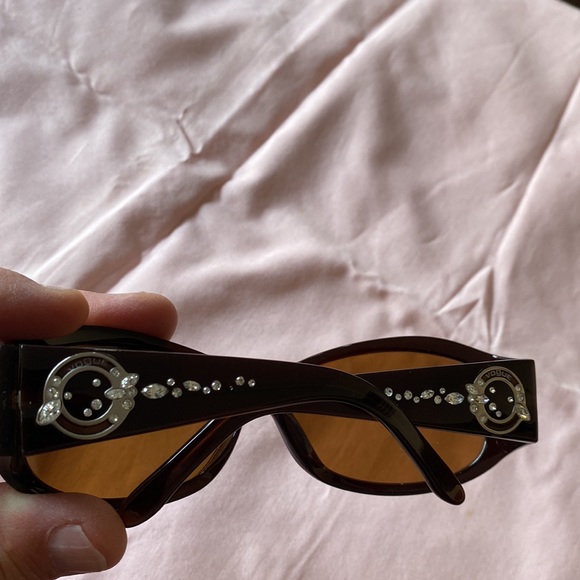 VOGUE, Prescription Sun Glasses, Amber, Rhinestone’s on Sides of Glasses🔥🔥$25 - Picture 6 of 8